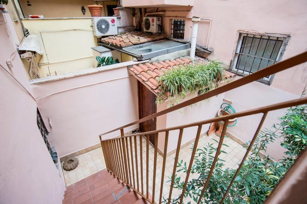 Colosseum/Panisperna Nina apartament with terrace Roma Exterior foto